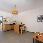 Zaitun Luxury Hotel Karterados (Santorini)