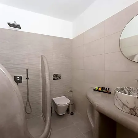 Zaitun Luxury Karterados (Santorini)