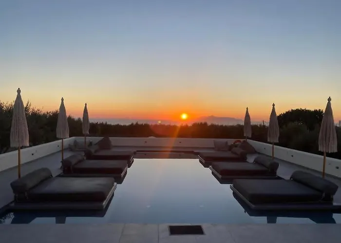 Zaitun Luxury Karterados (Santorini)